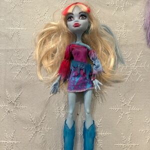 Monster High Abbey Bominable Music Festival Doll